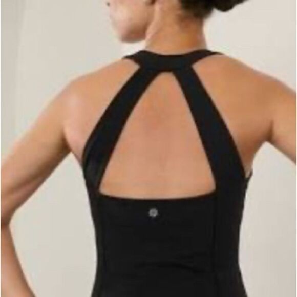 ATHLETA Transcend Built-In Bra Tank Small Black NWT - Picture 2 of 7